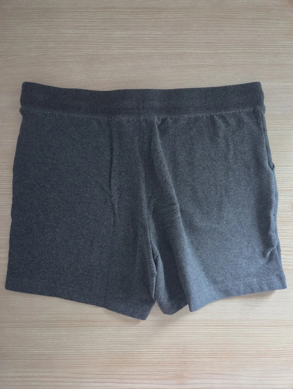 L.L. Bean Ultrasoft Gray Drawstring 6 Inch Sweat Shorts Womens Size Medium